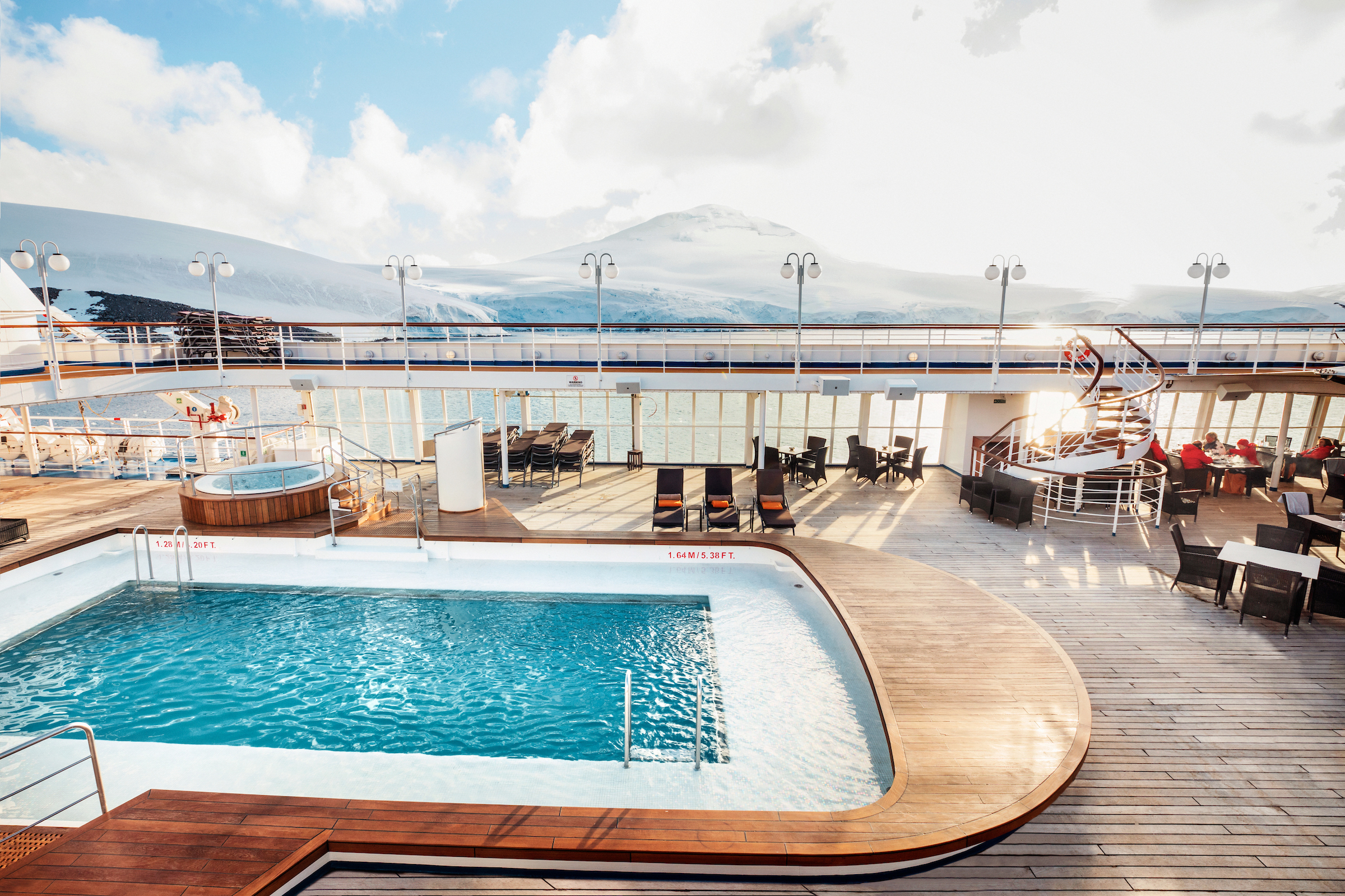 Silversea Cruises - Silver Cloud - The Grill.jpg